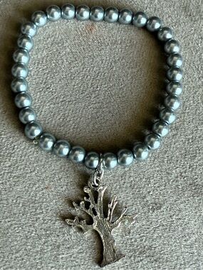 Silver Pearl Bead Bracelet with Tree Charm - Women's Jewelry